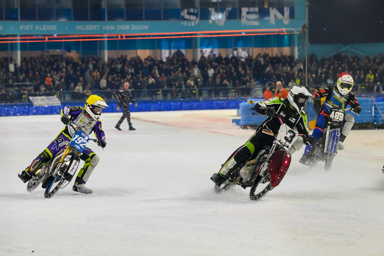 A Final: Arttu Lehtinen of Finland  in White leading Paul Cooper of Great Britain  in Yellow and Melwin Björklin of Sweden in Red during the ROELOF THIJS BOKAAL at Ice Rink Thialf, Heerenveen on Friday 10th April 2026.  (Photo: Ian Charles | MI News)
