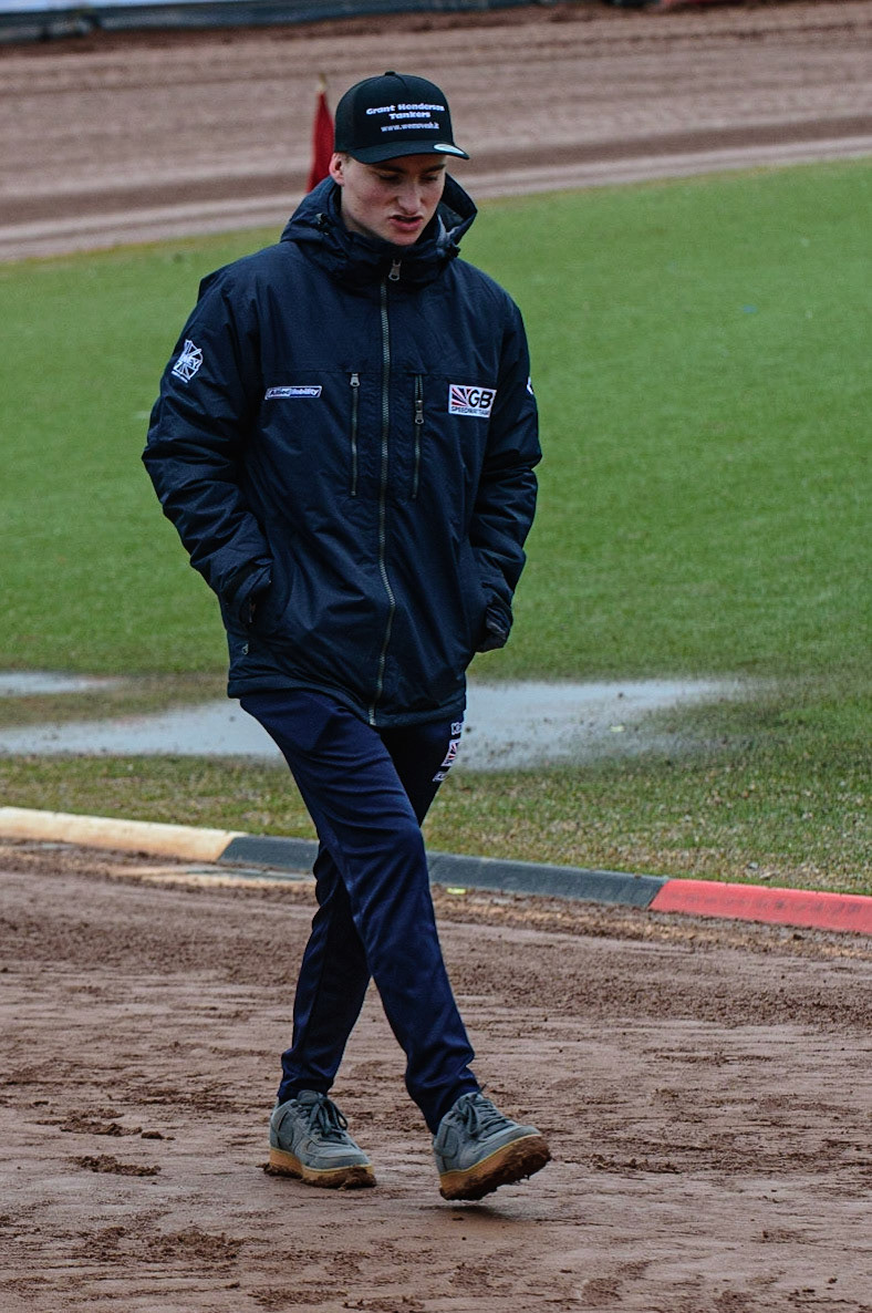 MANCHESTER, UK. OCT 17TH Tom Brennan of Great Britain on the pre-meeting track walk during the Monster Energy FIM Speedway of Nations at the National Speedway Stadium, Manchester on Sunday  17th October 2021. (Credit: Ian Charles | MI News)