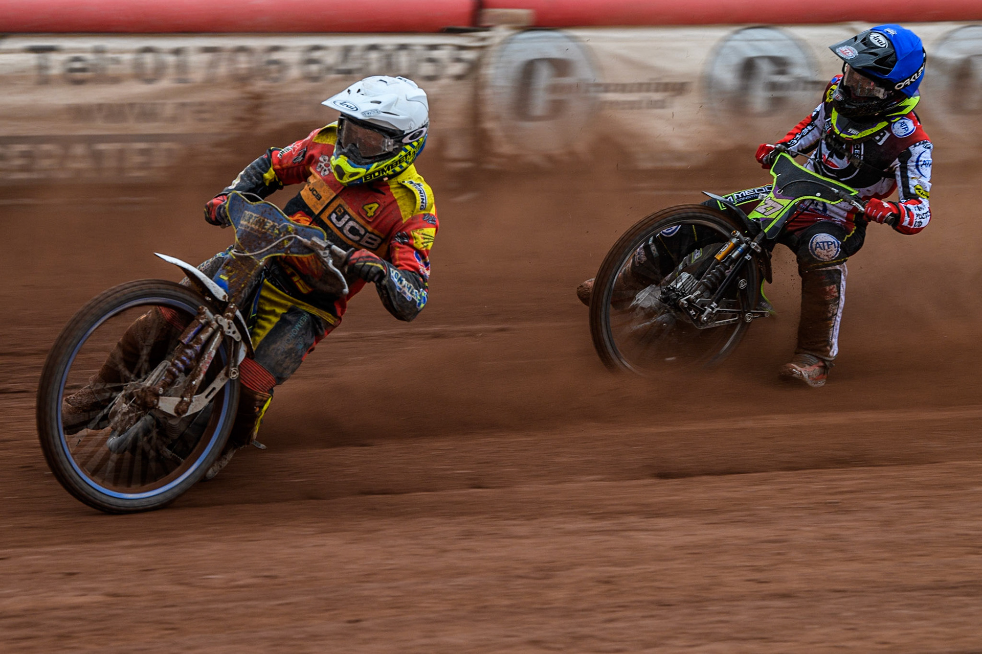 Chris Harris  (White) leads Tom Brennan  (Blue) during the SGB Premiership match between Belle Vue Aces and Leicester Lions at the National Speedway Stadium, Manchester on Monday 1st May 2023. (Photo: Ian Charles | MI News)