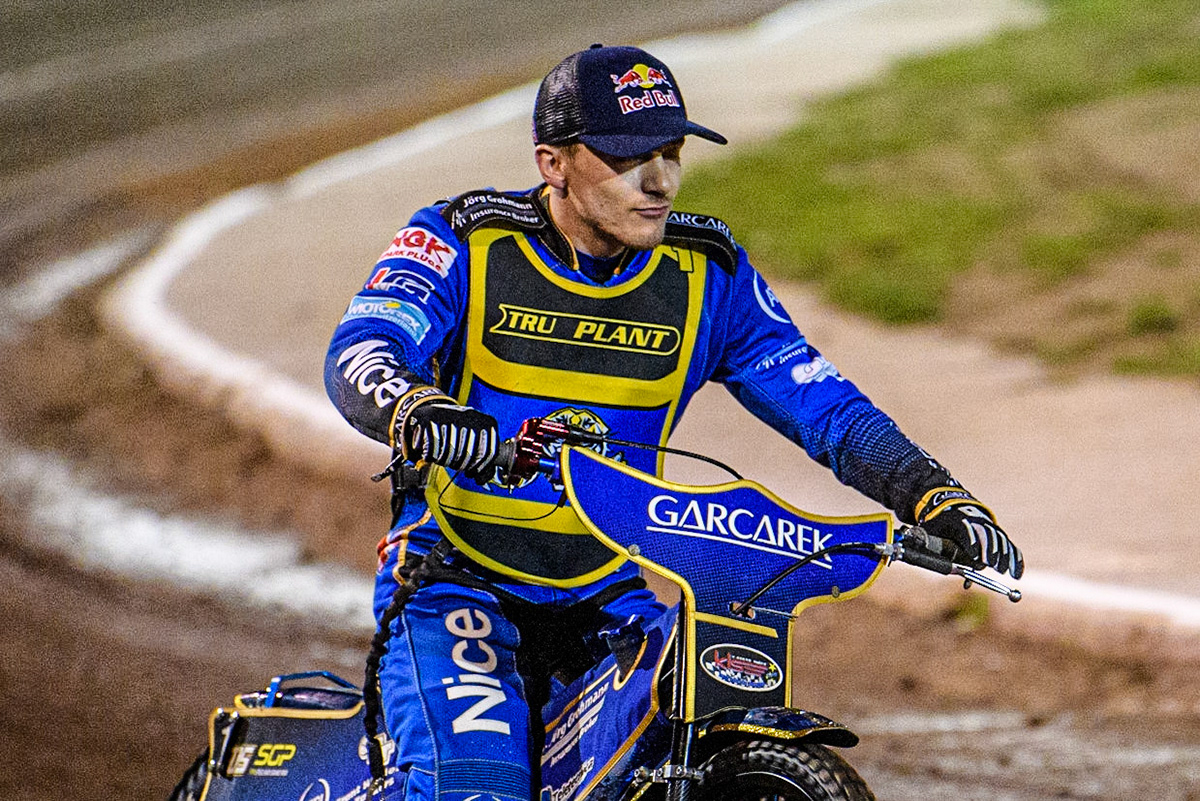 Robert Lambert on the parade lap during the Sports Insure Premiership Grand Final Second Leg match between Sheffield Tigers and Ipswich Witches at Owlerton Stadium, Sheffield on Thursday 5th October 2023. (Photo: Ian Charles | MI News)