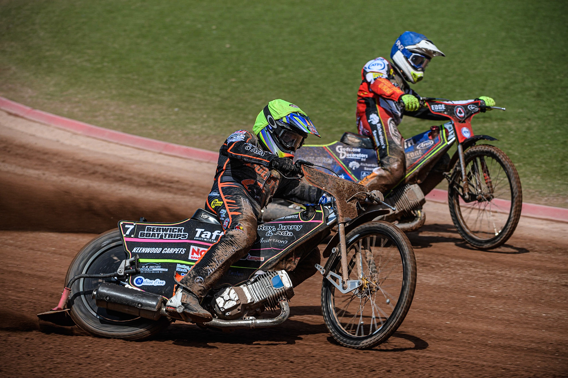 Leon Flint (Yellow) outside Jake Mulford (Blue) during the Sports Insure Premiership match between Belle Vue Aces and Wolverhampton Wolves at the National Speedway Stadium, Manchester on Monday 29th May 2023. (Photo: Ian Charles | MI News)