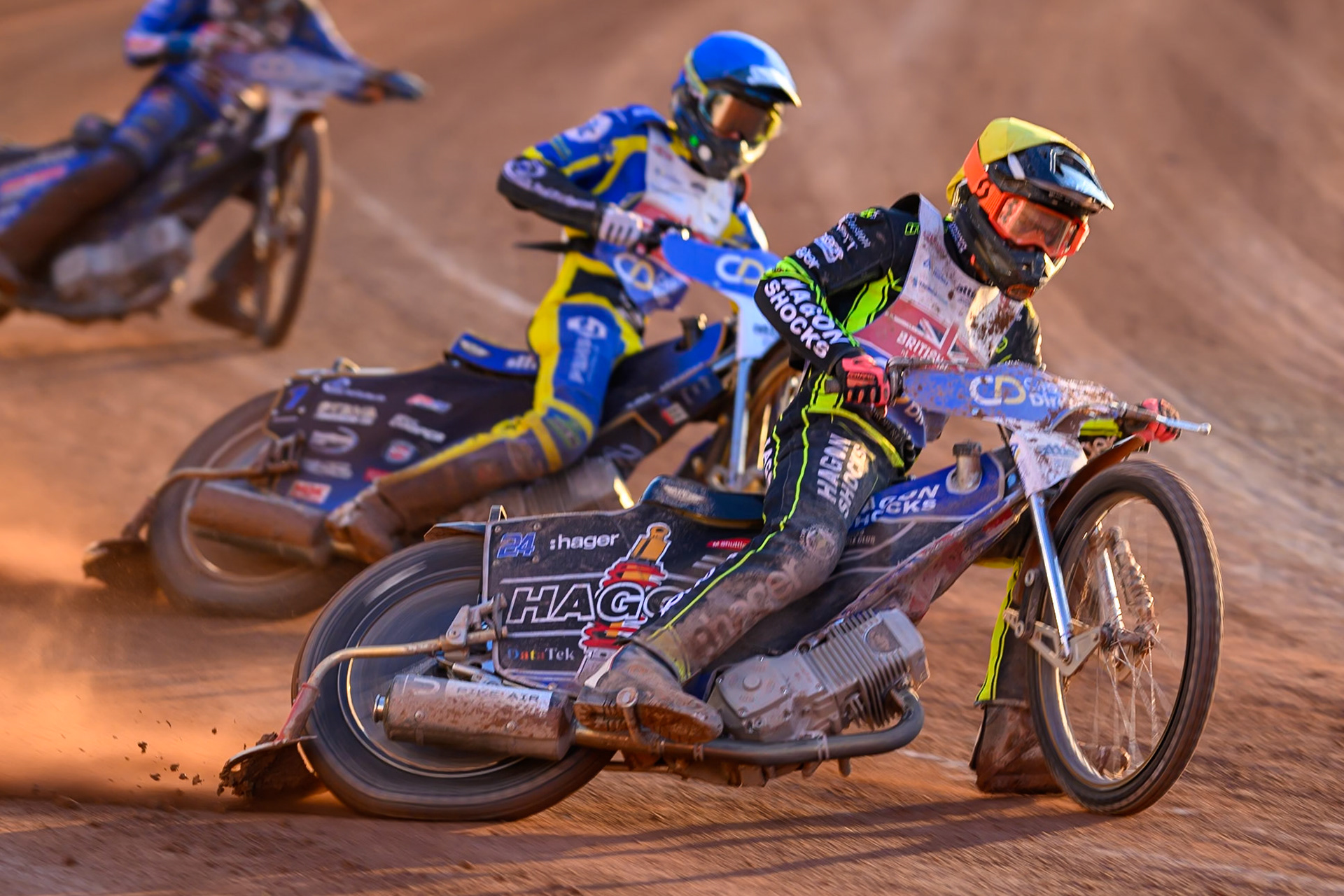 Jason Edwards (9) in Yellow leading Anders Rowe (1) in Blue during the Cab Direct British Speedway Championship Final at the National Speedway Stadium, Manchester on Saturday 15th August 2026. (Photo: Ian Charles | MI News)