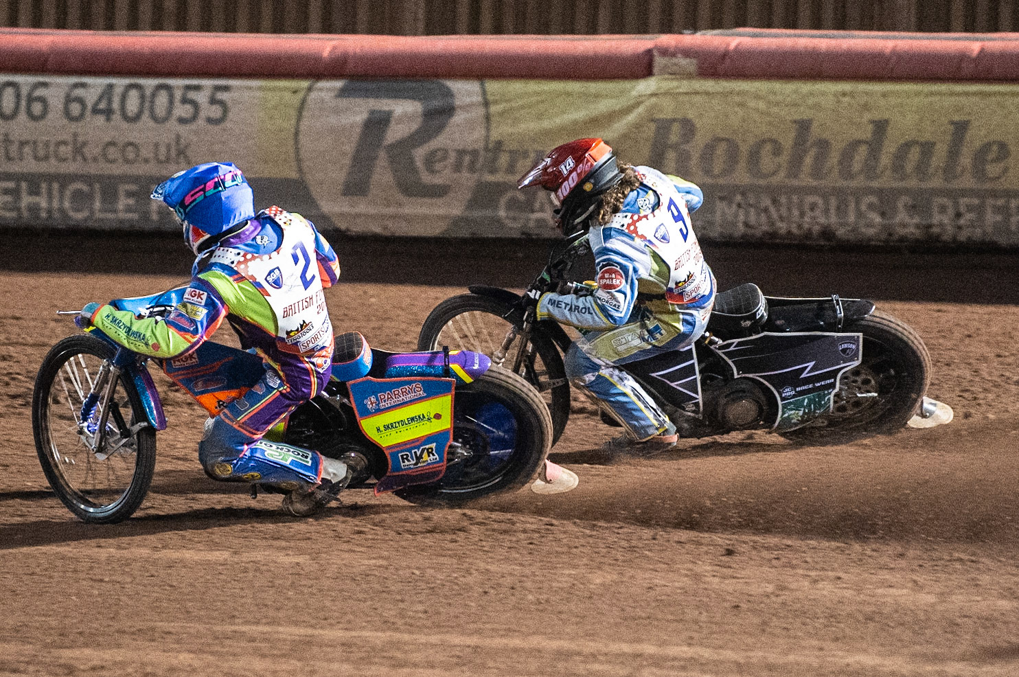 Photo: Ian Charles

Rory Schlein (Blue) holds off Richard Lawson (Red)

Sports Insure British Final,  Belle Vue National Speedway Stadium, Manchester Monday 29  July  2019