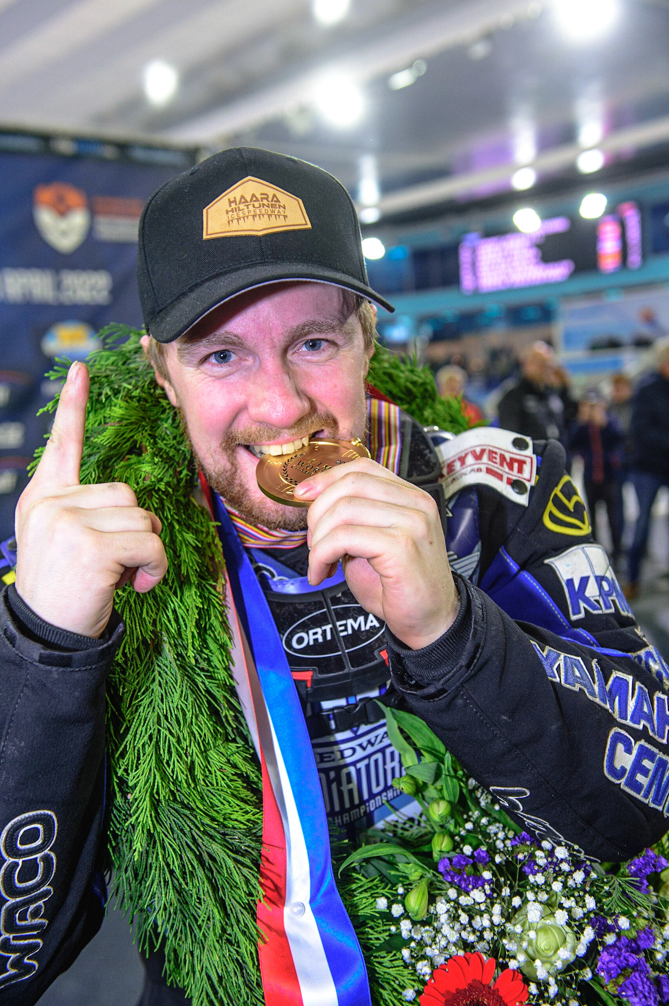 HEERENVEEN, NL.  World Champion 2022 - Martin Hååruhiltunen (199)  during the FIM Ice Speedway Gladiators World Championship Final 4 at Ice Rink Thialf, Heerenveen on Sunday  3 April 2022. (Credit: Ian Charles | MI News)