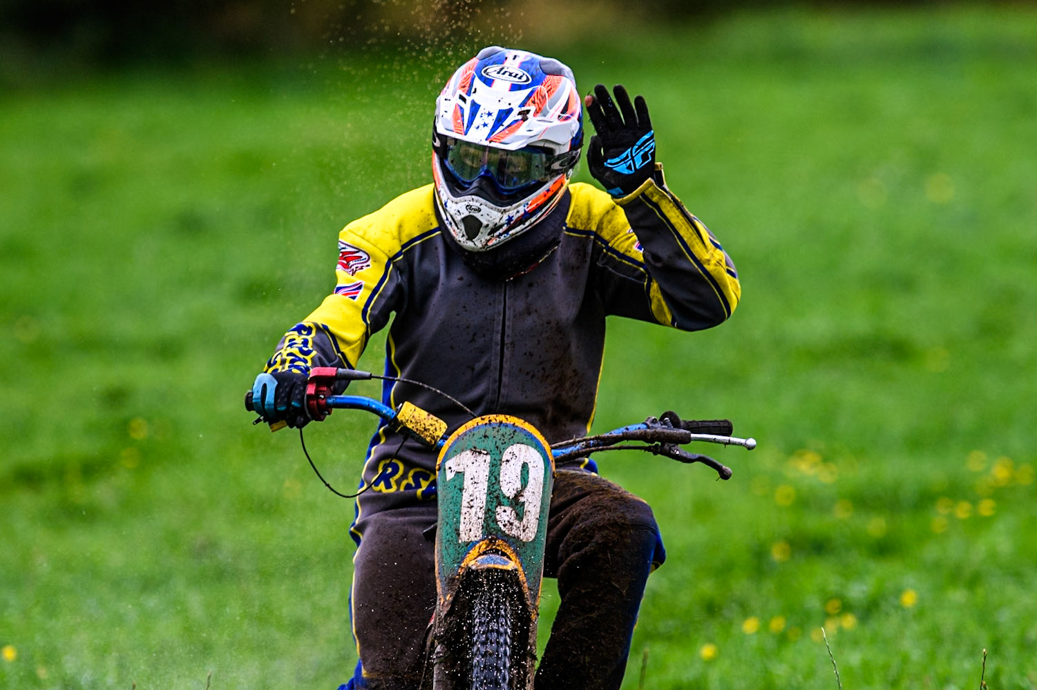 Rick Scarboro (79) celebrates his win during the ACU British Upright Championships at Woodhouse Lance, Gawsworth, Cheshire on Sunday 8th September 2024. (Photo: Ian Charles | MI News)