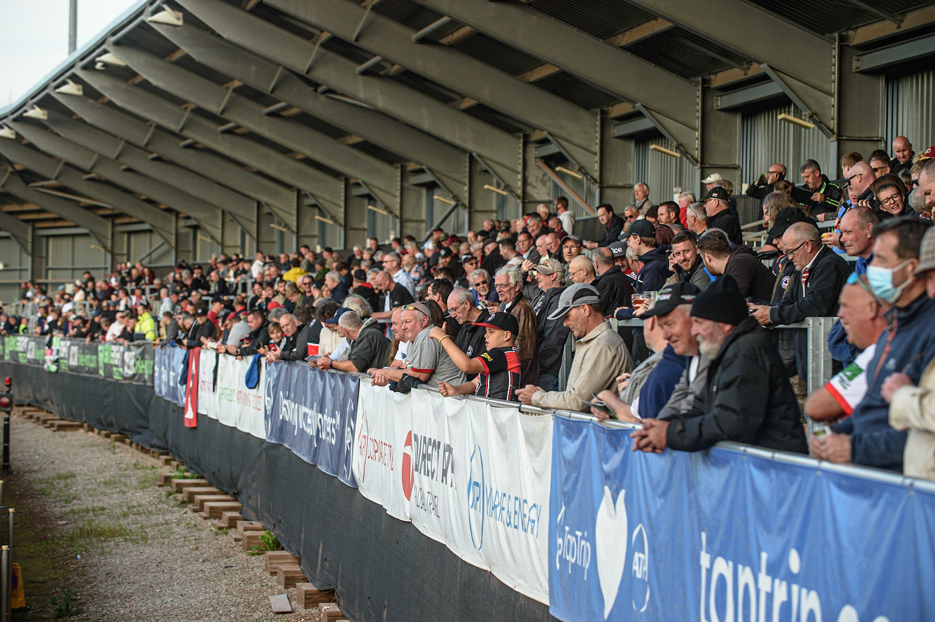 MANCHESTER UKThe first meeting under the lifted restrictions drew a large crowd on the back straight during the SGB Premiership match between Belle Vue Aces and Ipswich Witches at the National Speedway Stadium, Manchester on Monday 2nd August 2021. (Credit: Ian Charles | MI News)