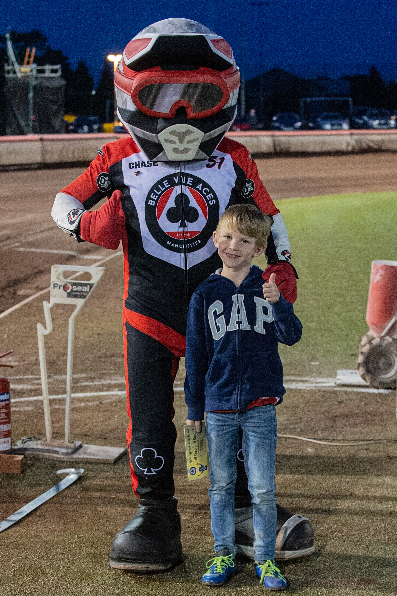 Photo by Ian Charles




Belle Vue Aces v Swindon Robins, British Speedway Premiership, Belle Vue National Speedway Stadium, Manchester, Monday 12  August  2019