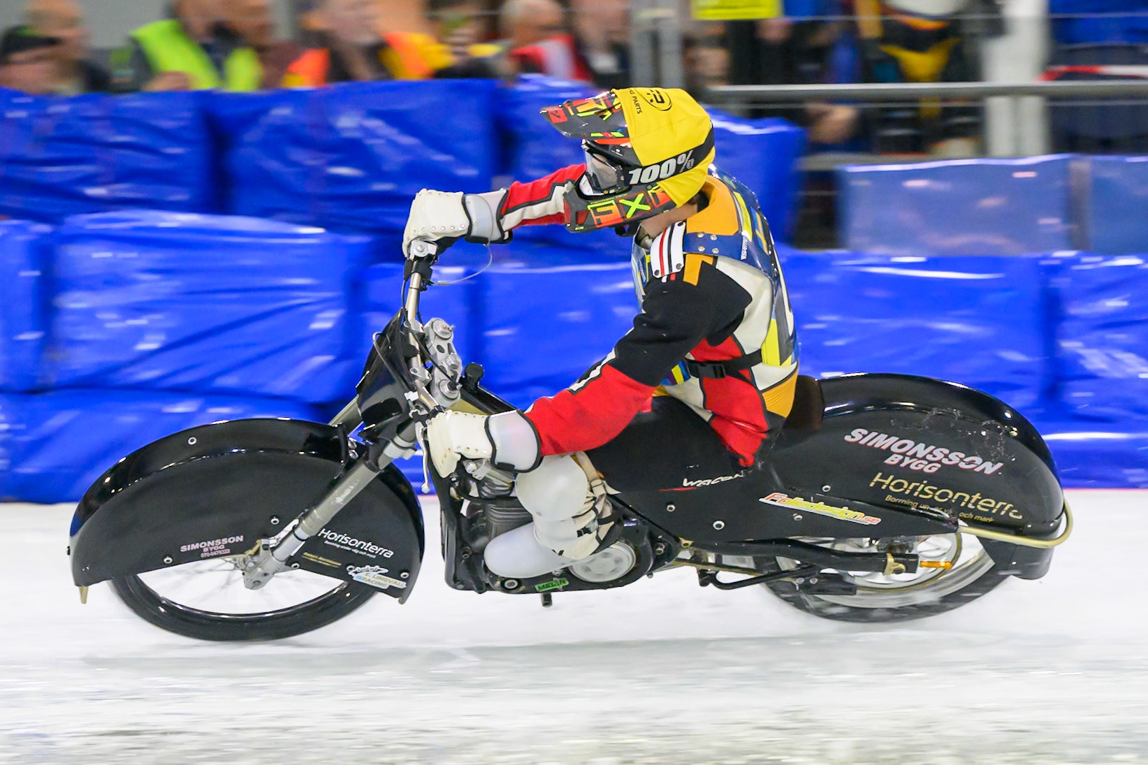 Emil Lingvall of Sweden in action during the ROELOF THIJS BOKAAL at Ice Rink Thialf, Heerenveen on Friday 10th April 2026.  (Photo: Ian Charles | MI News)