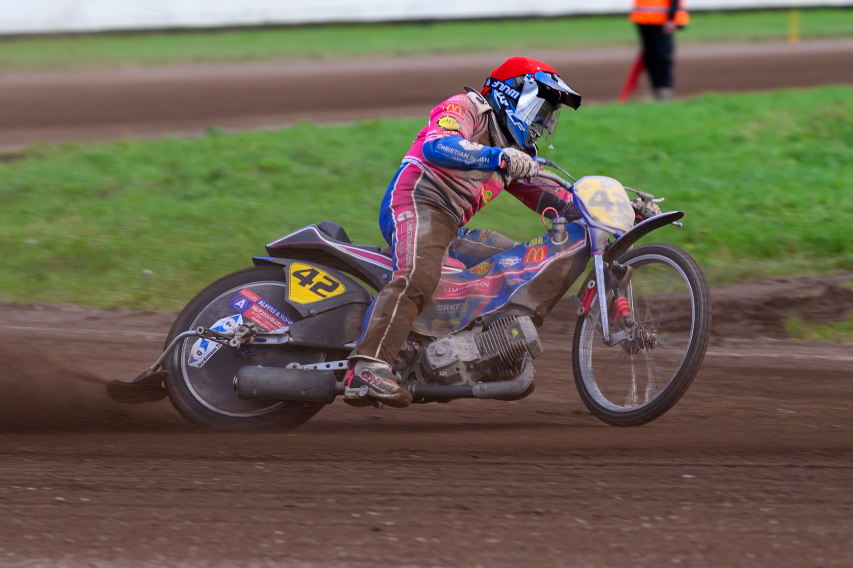 Stephan Katt (42) of Germany in action during the FIM Long Track World Championship Final 4, at the Speed Centre Roden, Netherlands on Sunday 21st September 2025. (Photo: Ian Charles | MI News)during the FIM Long Track World Championship Final 4, at the Speed Centre, Roden on Sunday 21st September 2025. (Photo: Ian Charles | MI News)