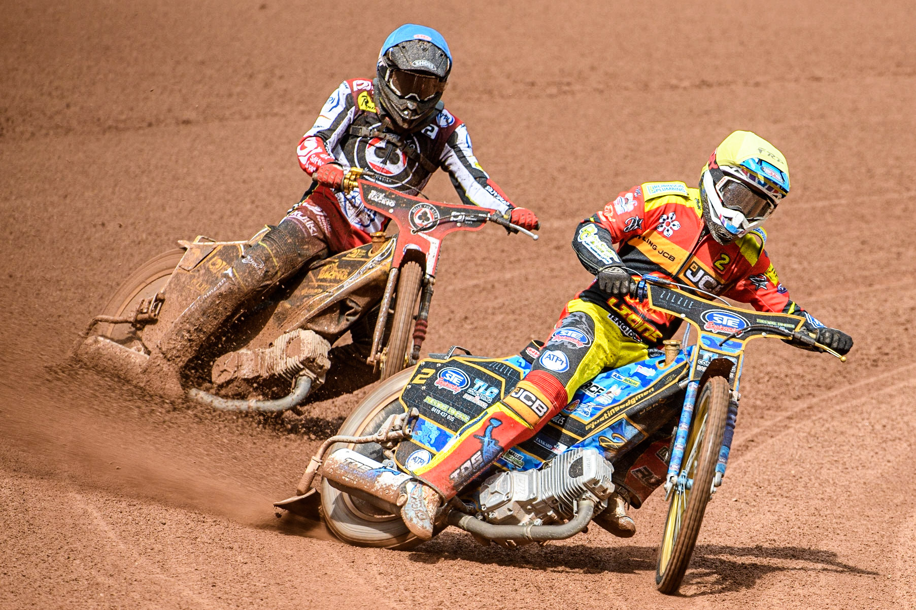 Justin Sedgmen  (Yellow) leads Norick Blodorn  (Blue) during the SGB Premiership match between Belle Vue Aces and Leicester Lions at the National Speedway Stadium, Manchester on Monday 1st May 2023. (Photo: Ian Charles | MI News)