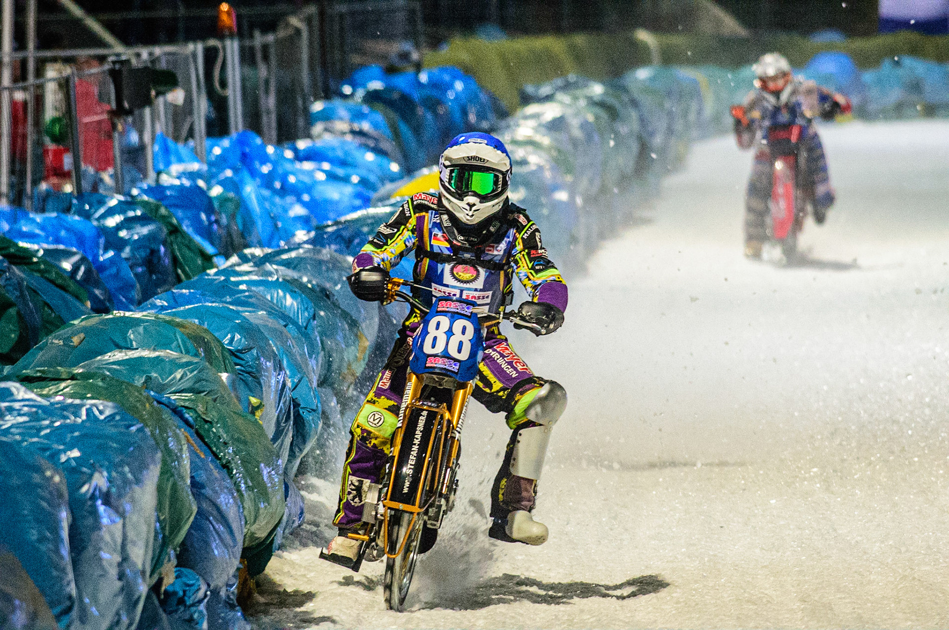 Max Neidermaier (Blue) leads Jan Klatovsky (White) during the German Individual Ice Speedway Championship at Horst-Dohm-Eisstadion, Berlin on Friday 3rd March 2023. (Photo: Ian Charles | MI News)