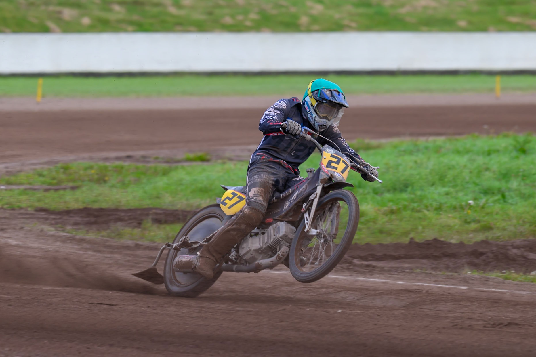 Mathias Trésarrieu (27) of France picks up some drive during the FIM Long Track World Championship Final 4, at the Speed Centre Roden, Netherlands on Sunday 21st September 2025. (Photo: Ian Charles | MI News)during the FIM Long Track World Championship Final 4, at the Speed Centre, Roden on Sunday 21st September 2025. (Photo: Ian Charles | MI News)