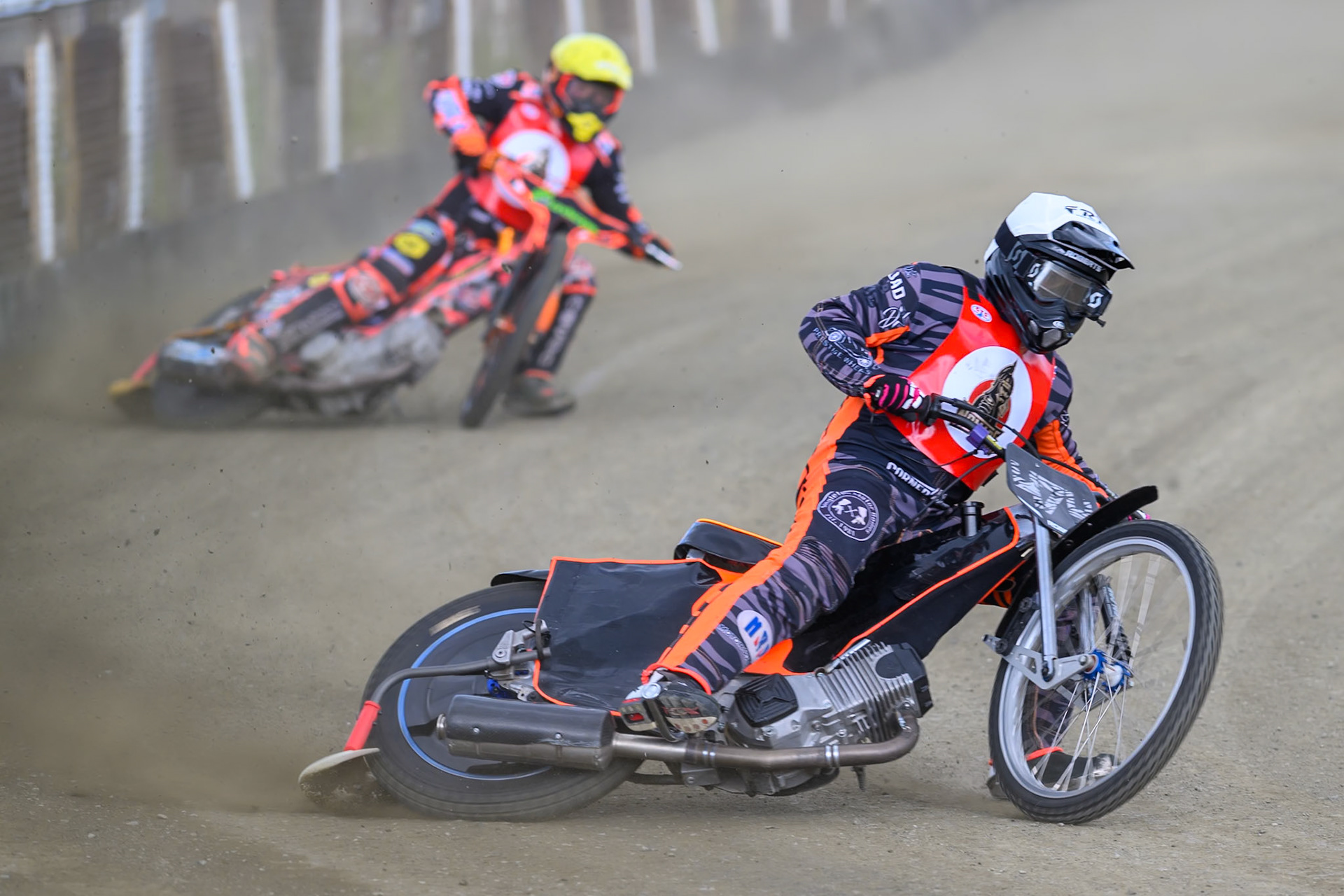 Jack Roberts of NDL Nomads    in White leading Alex Spooner of NDL Nomads   in Yellow during the  Challenge match between Buxton Bulls and NDL Nomads at Hi-Edge Speedway, Buxton on Sunday 19th April 2026. (Photo: Ian Charles | MI News)