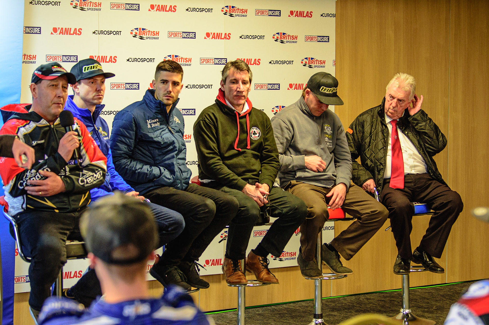 MANCHESTER, UK. APRIL 12TH: The premiership Managers: (l-r) Rob Lyon (Panthers), Simon Stead (Tigers), Alex Brady(Stars), Mark Lemon (Aces), Richie Hawkins (Witches), Peter Adams (Wolves) at the Discovery Networks Eurosport Speedway Season Launch at the National Speedway Stadium, Manchester on Tuesday 12th April 2022 (Credit: Ian Charles | MI News)