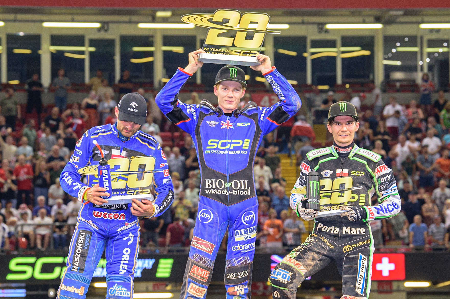 Top 3: (l - r) Bartosz Zmarzlik (95) - 2nd, Dan Bewley (99) Winner and Patryk Dudek (692) - 3rd during the FIM  Speedway Grand Prix of Great Britain at the Principality Stadium, Cardiff on Saturday 13th August 2022. (Credit: Ian Charles | MI News