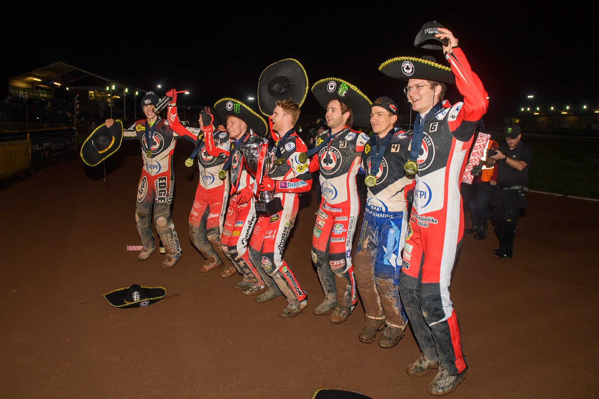 Belle Vue ATPI Aces celebrate their league championship during the Rowe Motor Oil Premiership Grand Final 2nd Leg between Leicester Lions and Belle Vue Aces at the Pidcock Motorcycles Arena, Leicester on Thursday 26th September 2024. (Photo: Ian Charles | MI News)