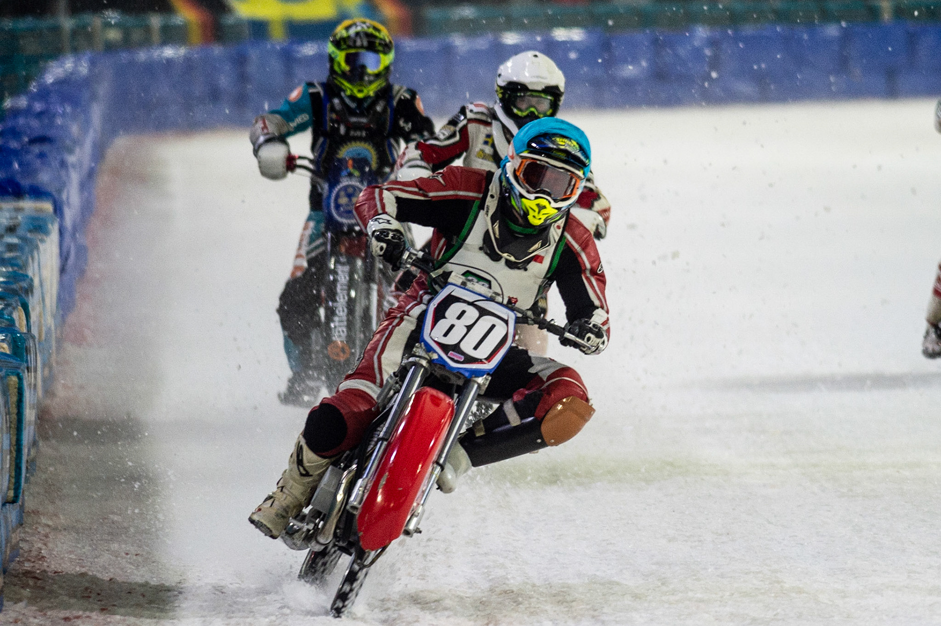Photo: Ian Charles

Jiří Wildt (Blue) leads Pontus Fick (White) and Jimmy Hörnell (Yellow)

Roelof Thijs Bokaal, Ice Rink Thialf, Heerenveen, Netherlands Friday  29  March  2019