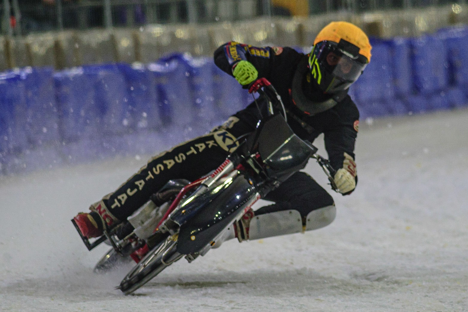 HEERENVEEN, NL. APR 1. Henri Ahlbom in action  during the ROLOEF THIJS BOKAAL  at Ice Rink Thialf, Heerenveen on Friday 1st April 2022. (Credit: Ian Charles | MI News)