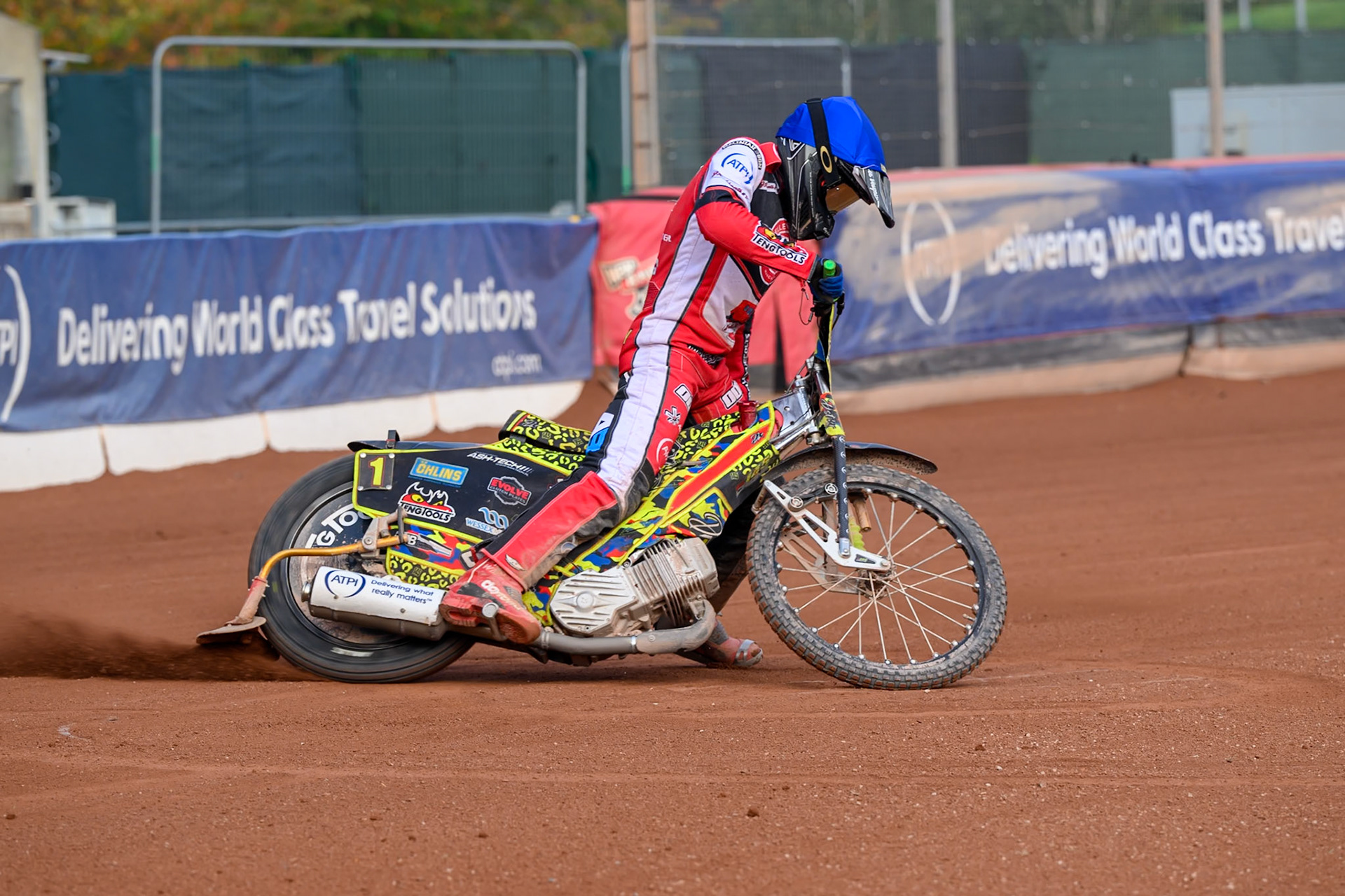 Belle Vue Colts' William Cairns celebrates the end of the season with a do-nut during the WSRA National Development League match between Belle Vue Aces and Edinburgh Academy at the National Speedway Stadium, Manchester on Sunday 12th October 2025. (Photo: Ian Charles | MI News)