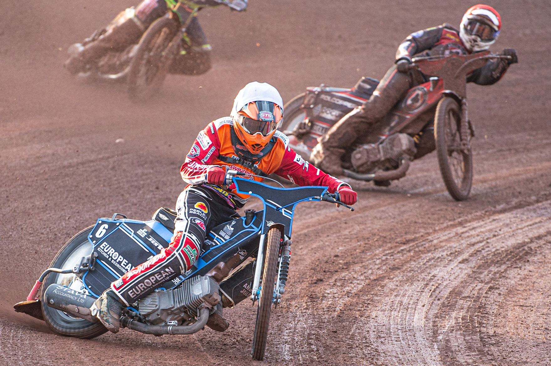 Photo by Ian Charles

Ellis Perks  (White) leads Jaimon Lidsey  (Red)


Belle Vue Aces v Swindon Robins, British Speedway Premiership, Belle Vue National Speedway Stadium, Manchester, Monday 12  August  2019