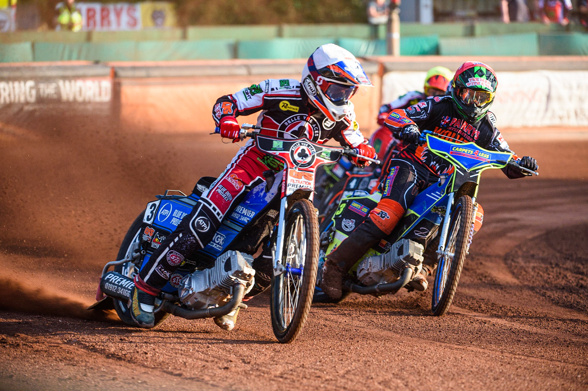 WOLVERHAMPTON, UK. JULY 26TH Steve Worrall  (White) leads Luke Becker (Blue) and Charles Wright  (Yellow) during the SGB Premiership match between Wolverhampton Wolves and Belle Vue Aces at the Ladbroke Stadium, Wolverhampton on Monday 26th July 2021. (Credit: Ian Charles | MI News)