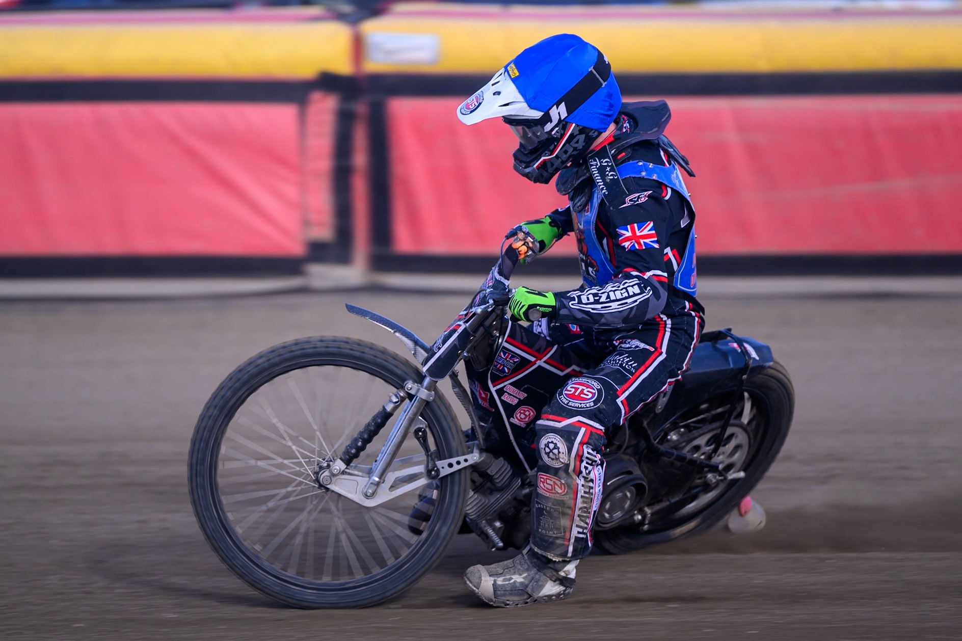 Jack Shimelt of Buxton Bulls  in action during the WSRA National Development League match between Buxton Bulls and Leicester Lion Cubs at Hi-Edge Speedway, Buxton on Sunday 4th October 2026. (Photo: Ian Charles | MI News)