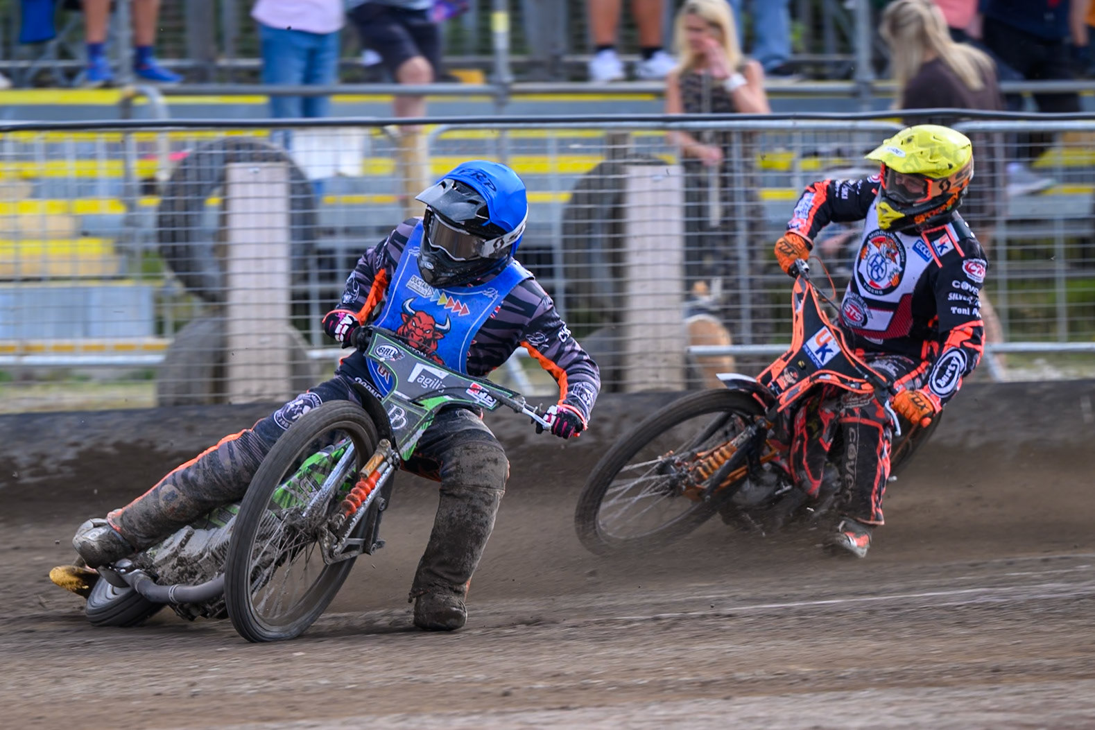 Jack Roberts of Buxton Bulls in Blue leading Alex Spooner of Middlesborough Tigers in Yellow during the WSRA National Development League match  between Buxton Bulls and Middlesborough Tigers at Hi-Edge Speedway, Buxton on Sunday 16th August 2026. (Photo: Ian Charles | MI News)