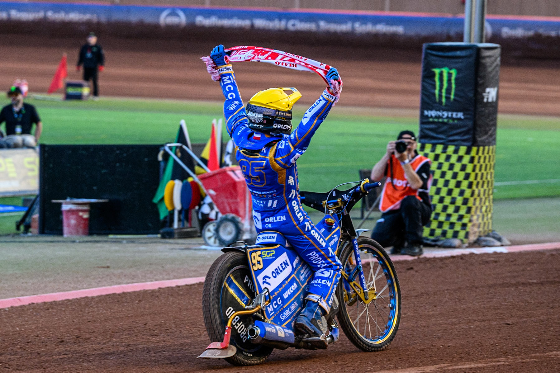Bartosz Zmarzlik (95) of Poland celebrates his Grand Final Win during the ATPI FIM Speedway Grand Prix Round 5 at the National Speedway Stadium, Manchester, on Saturday 14th June 2025. (Photo: Ian Charles | MI News)