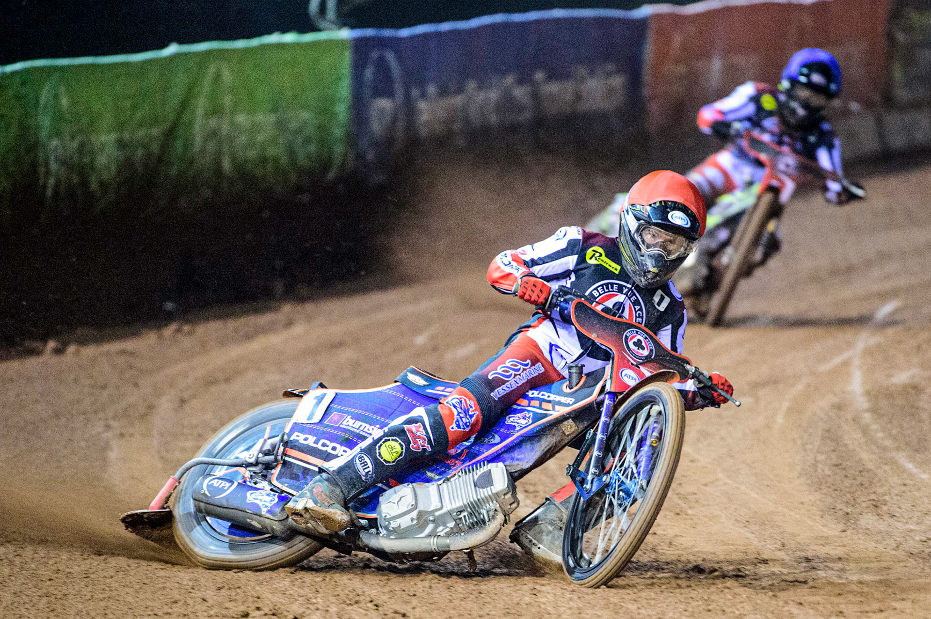 Brady Kurtz (Red) leads team mate Tom Brennan (Blue)  during the Grant Henderson Pairs at the National Speedway Stadium, Manchester on Thursday 27th October 2022. (Credit: Ian Charles | MI NEWS)