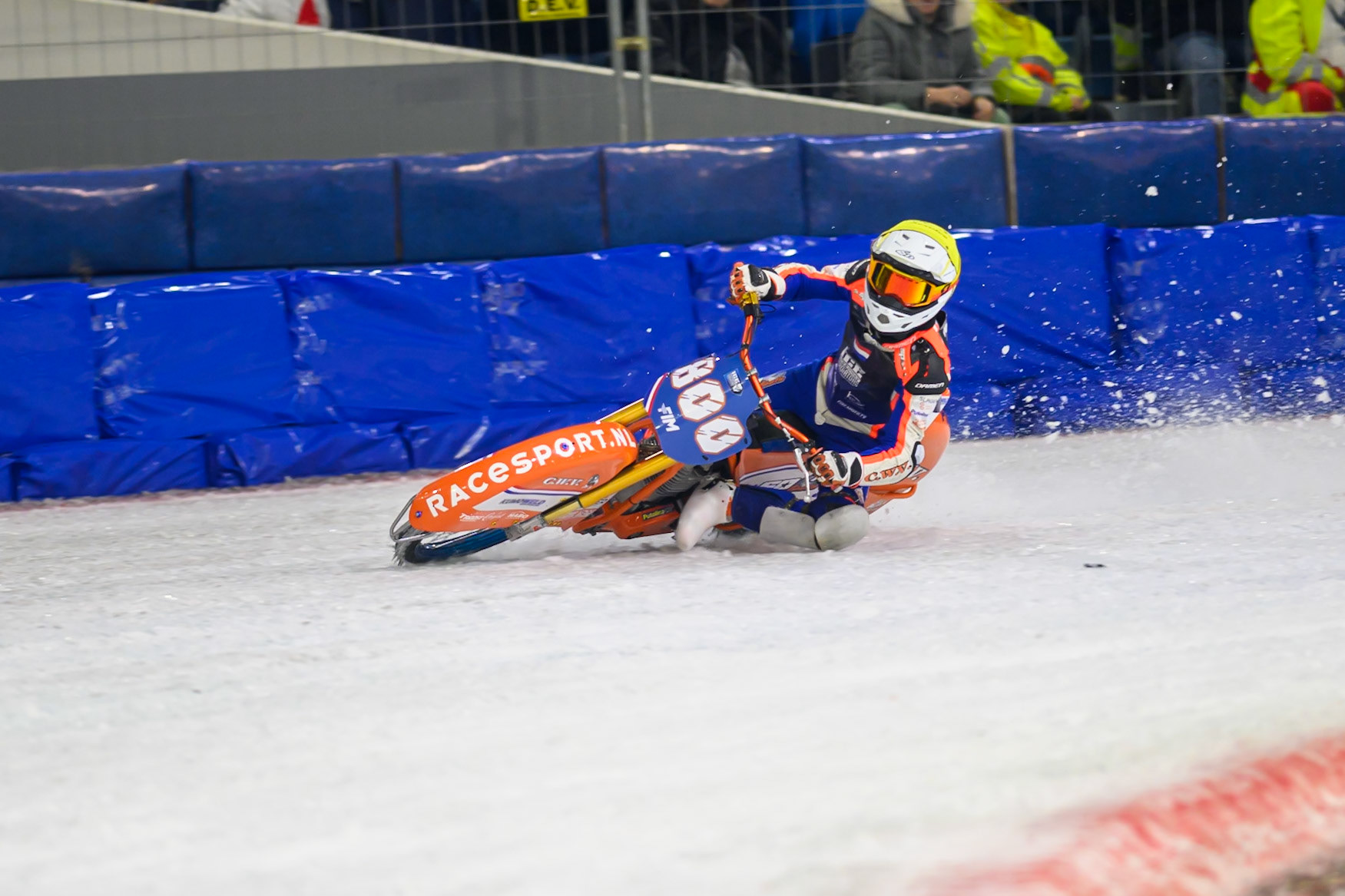 Jasper Iwema (800) of The Netherlands  in action during the FIM Ice Speedway Gladiators World Championship Final 3 at Ice Rink Thialf, Heerenveen on Saturday 11th April 2026. (Photo: Ian Charles | MI News)