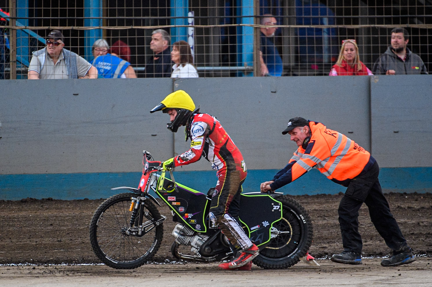 Tom Brennan  gets a push back to the pits after his fall during the Sports Insure Premiership match between King's Lynn Stars and Belle Vue Aces at the Adrian Flux Arena, King's Lynn on Thursday 24th August 2023. (Photo: Ian Charles | MI News)
