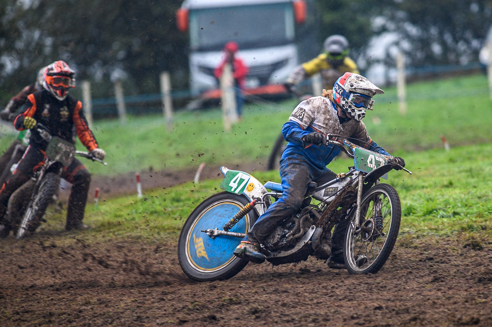 Simon Hammersley (47)  leading in the 250cc Upright Class during the ACU British Upright Championships at Woodhouse Lance, Gawsworth, Cheshire on Sunday 8th September 2024. (Photo: Ian Charles | MI News)