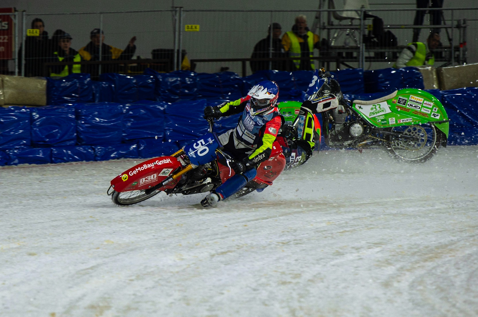 HEERENVEEN, NL.Johann Weber (33)  crashes out of Heat 6  during the FIM Ice Speedway Gladiators World Championship Final 3 at Ice Rink Thialf, Heerenveen on Saturday  2 April 2022. (Credit: Ian Charles | MI News)