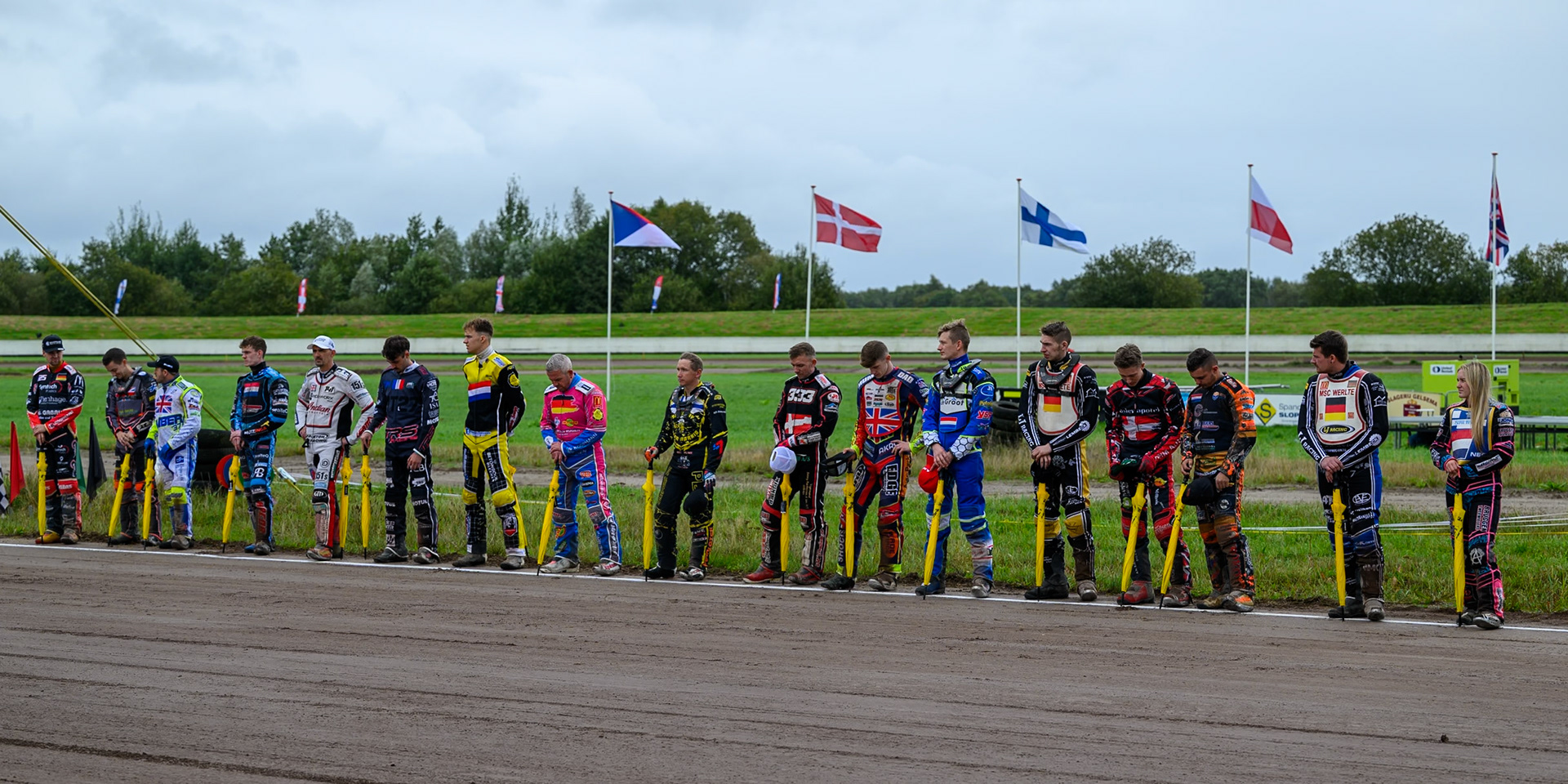 The riders lined up on parade during the FIM Long Track World Championship Final 4, at the Speed Centre Roden, Netherlands on Sunday 21st September 2025. (Photo: Ian Charles | MI News)during the FIM Long Track World Championship Final 4, at the Speed Centre, Roden on Sunday 21st September 2025. (Photo: Ian Charles | MI News)