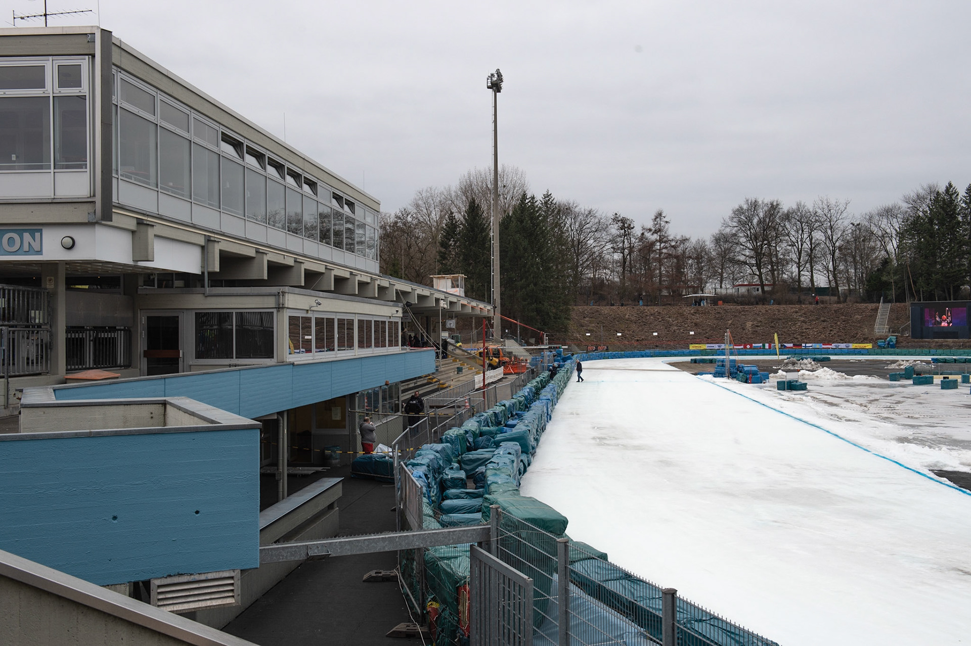 Photo: Ian Charles

Horst-Dohm-Eistadion, Berlin

FIM Ice Speedway Gladiators World Championship, Final 3.1, Horst-Dohm Eisstadion, Berlin, Germany Saturday  2  March  2019