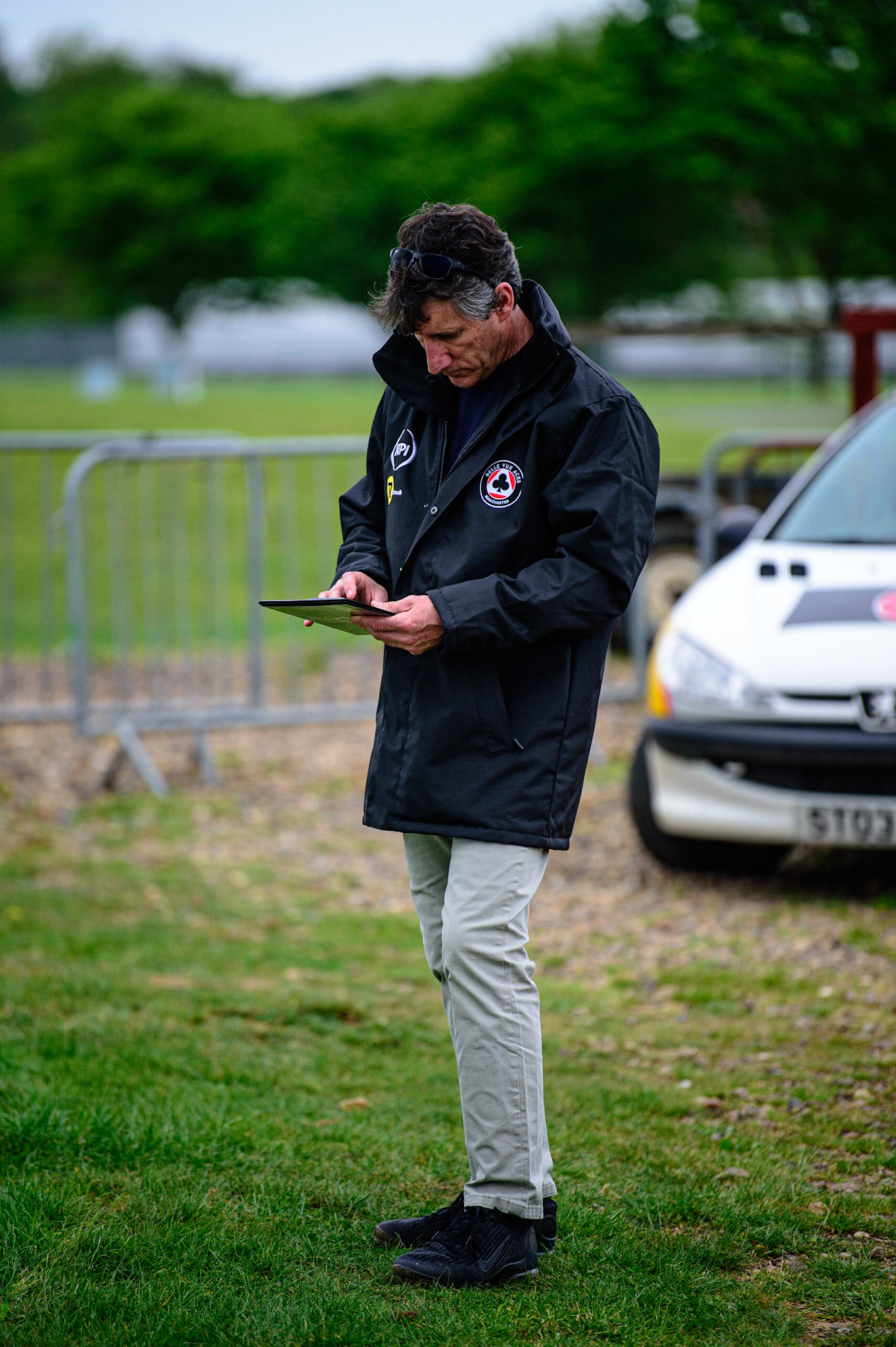 PETERBOROUGH, UK. MAY 9TH  Belle Vue ATPI Aces  manager Mark Lemon   plans his tactics during the SGB Premiership match between Peterborough Panthers and Belle Vue Aces at East of England Showground, Peterborough on Monday 9th May 2022. (Credit: Ian Charles | MI News)