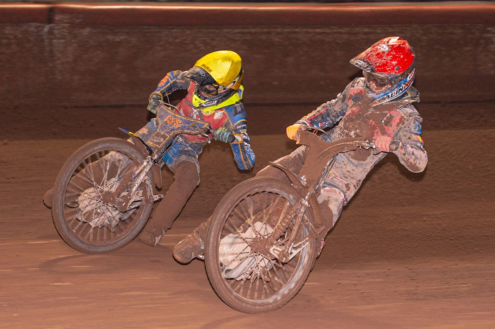 Photo: Ian Charles

Belle Vue Colts  Jordan Palin  (Red) inside Kent Kings  Anders Rowe (Yellow)

Belle Vue Colts v Kent Kings, SGB National League Play Offs, Semi Final 1st Leg, Belle Vue National Speedway Stadium, Manchester, Friday 4  October  2019