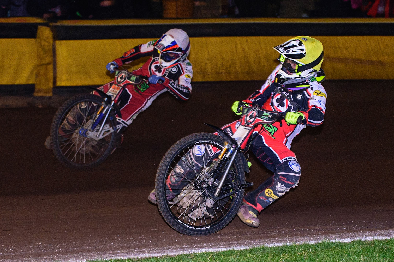 PETERBOROUGH, UK. OCT 14TH Tom Brennan  (Yellow) inside Steve Worrall   (White) during the SGB Premiership Grand Final 2nd leg between Peterborough and Belle Vue Aces at East of England Showground, Peterborough on Thursday 14th October 2021. (Credit: Ian Charles | MI News)