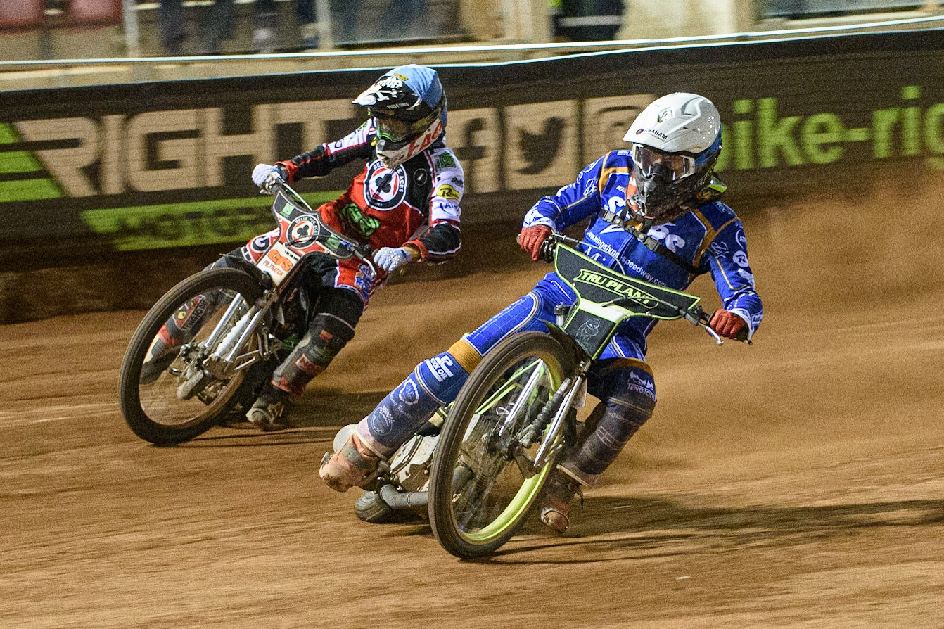 MANCHESTER, UK. SEPT 13TH  Craig Cook  (White) inside Dan Bewley  (Blue) during the SGB Premiership match between Belle Vue Aces and King's Lynn Stars at the National Speedway Stadium, Manchester on Monday 13th September 2021. (Credit: Ian Charles | MI News)