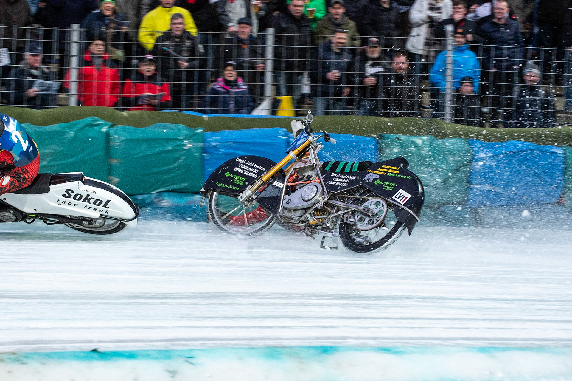 BERLIN GERMANY  - February 29  Matti Isoaho (Red) of Finland collides with Vladimir Cheblokov (Yellow) of Kazakhstan during theIce Speedway of Nations (Day 1) at the Horst-Dohm-Eisstadion, Berlin,  on Saturday 29 February 2020. (Credit: Ian Charles | MI News)