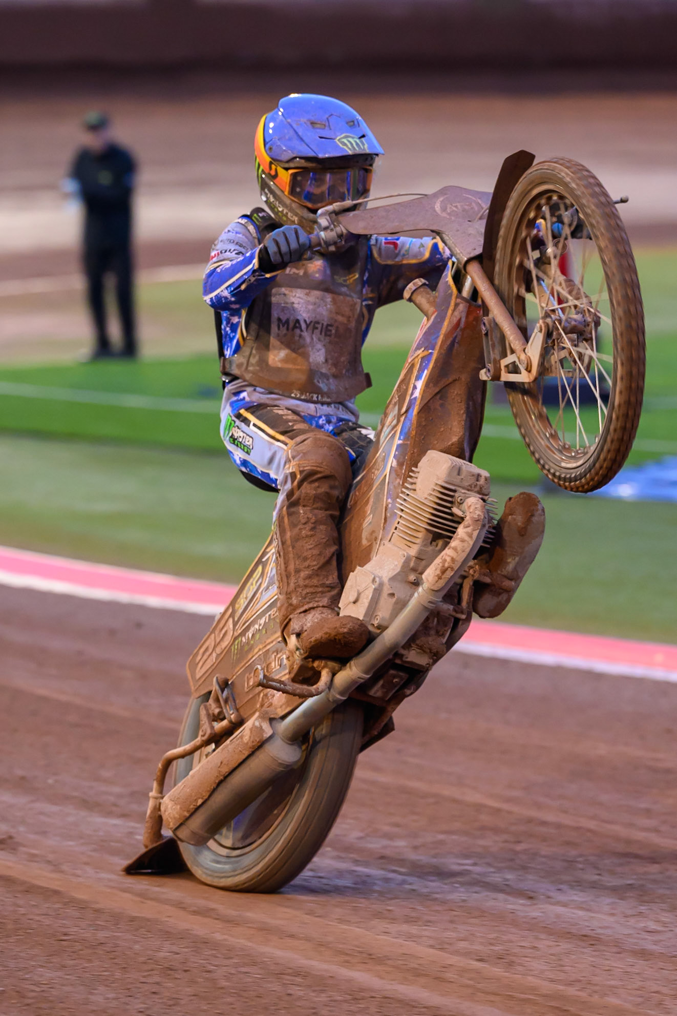 Jack Holder (25) of Australia does a wheelie during the ATPI  FIM Speedway GP of Manchester at the National Speedway Stadium, Manchester on Friday 5th June 2026. (Photo: Ian Charles | MI News)