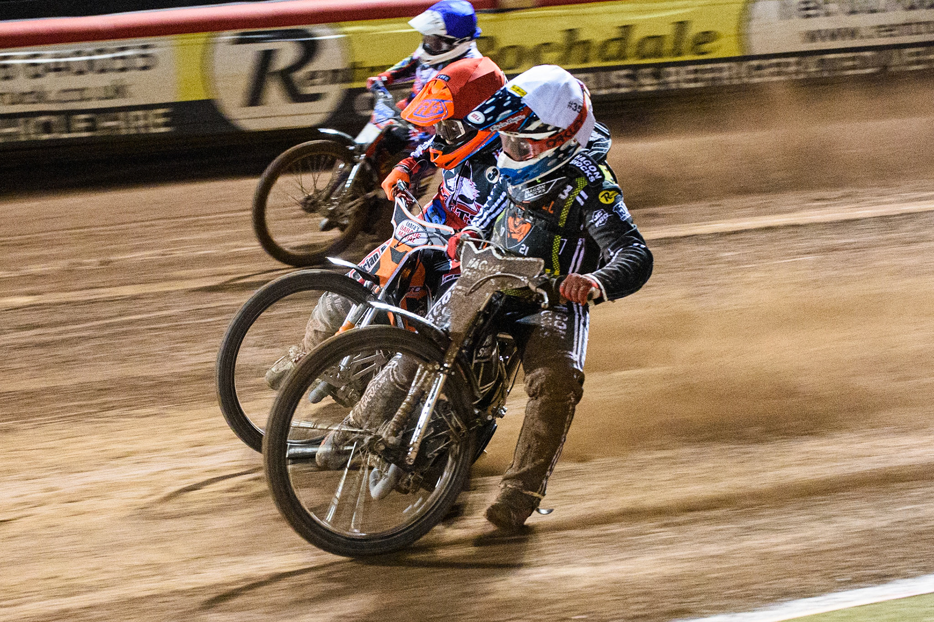 MANCHESTER, SEPT 3RD. Sam Hagon  (White) inside Connor Coles  (Red) and Paul Bowen  (Blue) during the National Development League match between Belle Vue Aces and Mildenhall Fens Tigers at the National Speedway Stadium, Manchester on Friday 3rd September 2021. (Credit: Ian Charles | MI News)