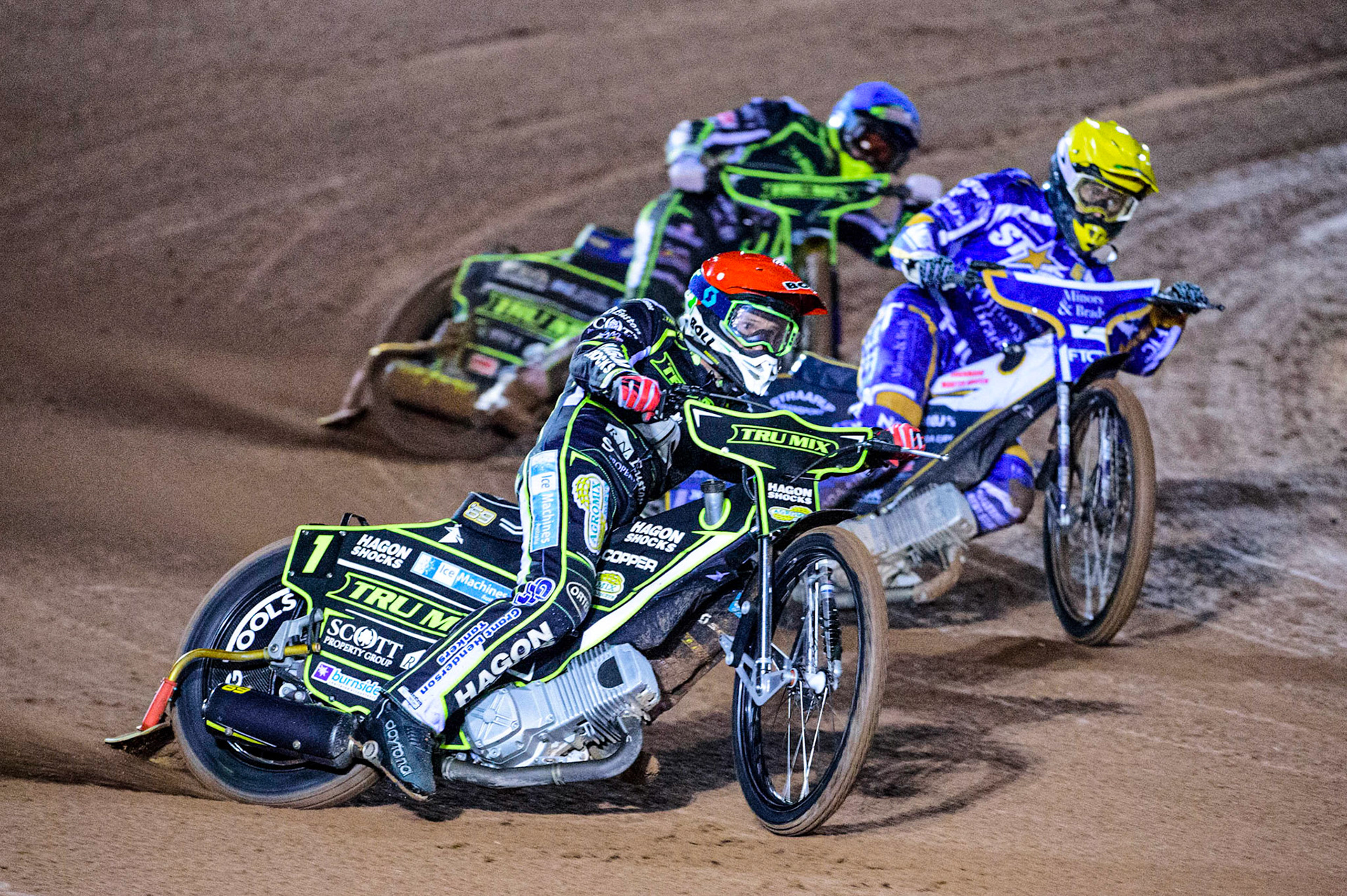 Jason Doyle (Red) leads Fredrik Jacobsen (Yellow) and Anders Rowe (Blue)  during the Grant Henderson Pairs at the National Speedway Stadium, Manchester on Thursday 27th October 2022. (Credit: Ian Charles | MI NEWS)