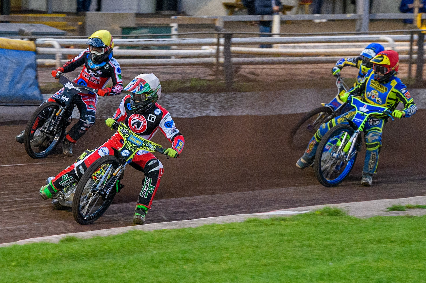 Belle Vue Colts' William Cairns  in White leading Belle Vue Colts' Harry McGurk  in Yellow, Sheffield Tiger Cubs' Kean Dicken  in Red and Sheffield Tiger Cubs' Jamie Etherington in Blue during the WSRA National Development League match between Sheffield Tiger Cubs and Belle Vue Colts at Owlerton Stadium, Sheffield on Thursday 12th September 2024. (Photo: Ian Charles | MI News)