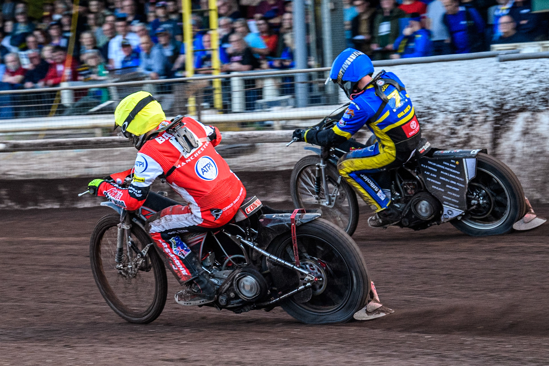 Belle Vue Aces' Connor Bailey in Yellow rides inside Sheffield Tigers' Kyle Howarth  in Red during the Premiership KO Cup Quarter Final, 2nd Leg match between Sheffield Tigers and Belle Vue Aces at Owlerton Stadium, Sheffield on Thursday 9th May 2024. (Photo: Ian Charles | MI News)