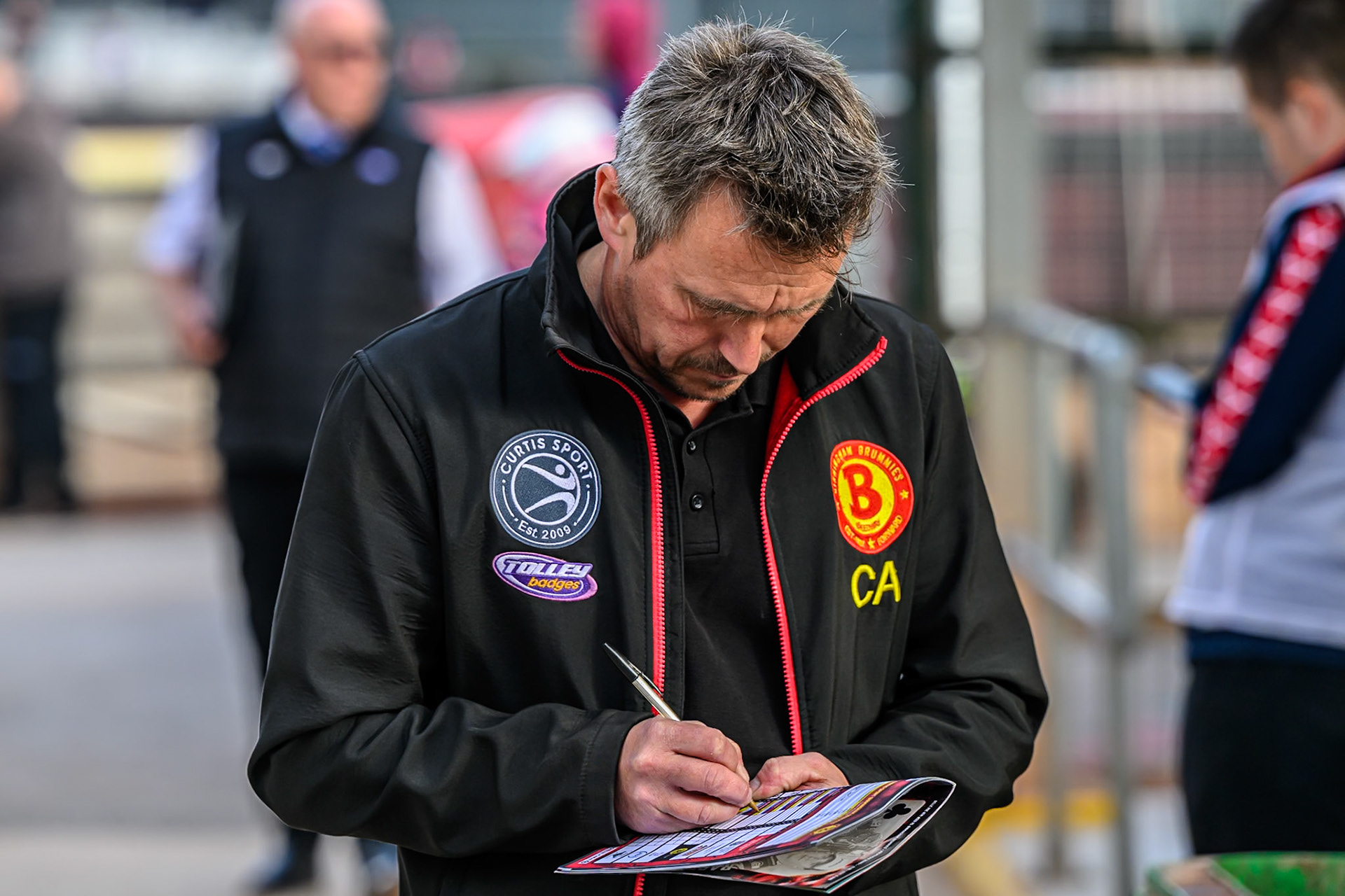 Birmingham Brummies' Team Manager Chris Adams  makes some changes during the Rowe Motor Oil Premiership match between Belle Vue Aces and Birmingham Brummies at the National Speedway Stadium, Manchester on Monday 7th July 2025. (Photo: Ian Charles | MI News)