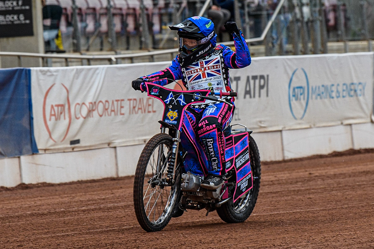 Rocco Webb  celebrates his win during the British Youth Championships at the National Speedway Stadium, Manchester on Friday 12th May 2023. (Photo: Ian Charles | MI News)