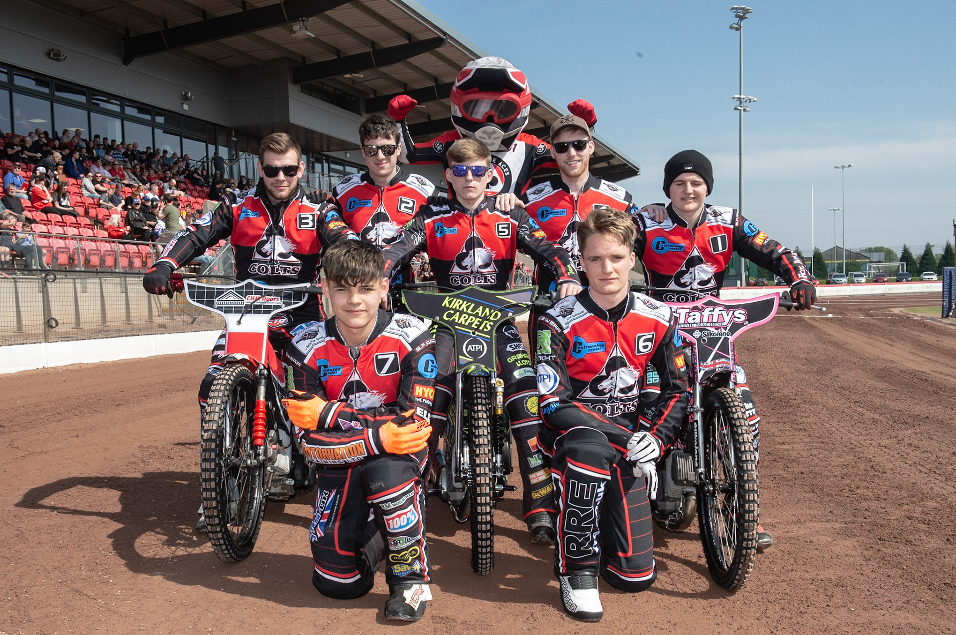 Photo: Ian Charles

Belle Vue Colts with Chase The Ace
Rear: (l-r) Danny Phillips, Ben Woodhull, Kyle Bickley, Paul Bowen, Leon Flint.
Kneeling: Jordan Palin, Ben Rathbone

Belle Vue Colts v Stoke Potters, National League, Belle Vue National Speedway Stadium, Manchester, Friday 19  April  2019