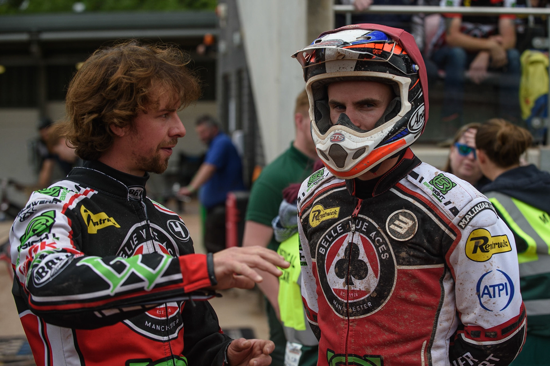 MANCHESTER, UK. AUGUST 30TH Charles Wright  (left) with Steve Worrall  during the SGB Premiership match between Belle Vue Aces and Wolverhampton Wolves at the National Speedway Stadium, Manchester on Monday 30th August 2021. (Credit: Ian Charles | MI News)