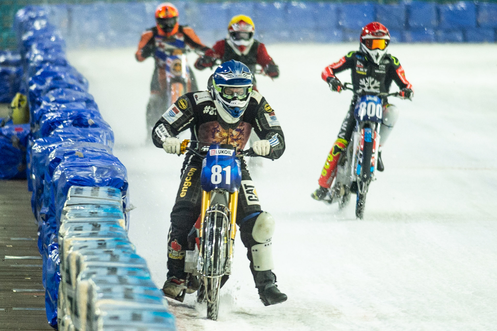Photo: Ian Charles

Jimmy Olsén (Blue) leads Jasper Iwema (Red), Matti Isoaho (Yellow) and Simon Reitsma (White)

Roelof Thijs Bokaal, Ice Rink Thialf, Heerenveen, Netherlands Friday  29  March  2019